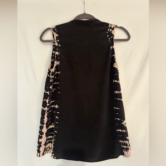 Gypsy 05 x Revolve Sleeveless Silk Top Black with Tye Die Feature Size XS - Picture 2 of 5